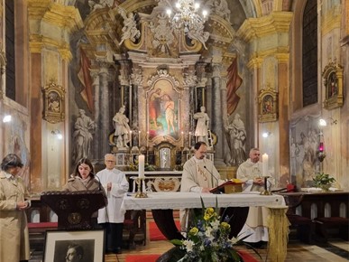 /A/2025/10/F/U župnoj crkvi sv. Ivana Krstitelja na Novoj Vesi proslavljen spomendan bl. Karla Habsburškog (2).jpeg