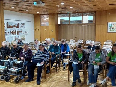 /A/2025/10/G/251022-72Sata (17).jpg