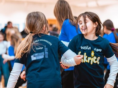 /A/2025/10/G/251026-JZvon (88).jpg