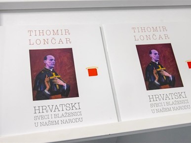 /A/2025/10/G/Izložba Hrvatski sveci i blaženici u našem narodu otvorena u Sesvetama (1).jpg