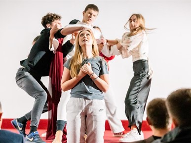 /A/2025/10/G/Održan 23. Susret srednjoškolske katoličke mladeži Karlovca (4).jpg