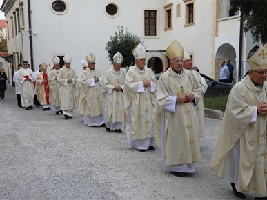 /A/2025/10/Kardinalova zlatna misa/251020 (5).JPG