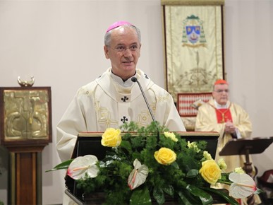 /A/2025/10/Kardinalova zlatna misa/251020 Zlatna misa (9).JPG