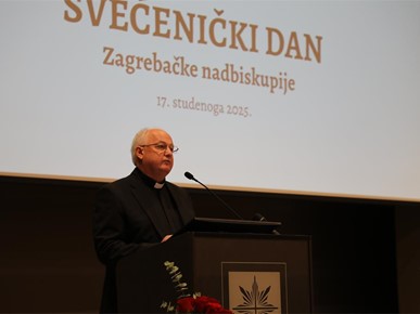 /A/2025/11/20251117/Svećenički dan/Imenovanje novih biskupa (13).JPG