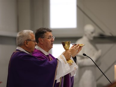 /A/2025/11/A/Slavljena misa za pokojne katedralne služitelje (14).JPG