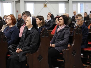 /A/2025/11/A/Slavljena misa za pokojne katedralne služitelje (3).JPG