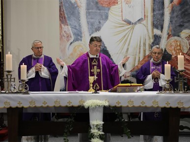 /A/2025/11/A/Slavljena misa za pokojne katedralne služitelje (9).JPG