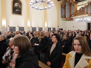 /A/2025/11/C/Župnu svetkovinu sv. Nikole Tavelića u Kustošiji predvodio nadbiskup Dražen Kutleša (1).JPG