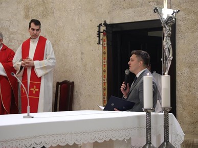 /A/2025/11/C/Župnu svetkovinu sv. Nikole Tavelića u Kustošiji predvodio nadbiskup Dražen Kutleša (20).JPG