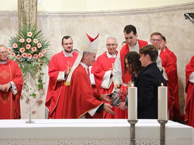 /A/2025/11/C/Župnu svetkovinu sv. Nikole Tavelića u Kustošiji predvodio nadbiskup Dražen Kutleša (24).JPG