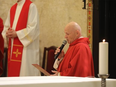 /A/2025/11/C/Župnu svetkovinu sv. Nikole Tavelića u Kustošiji predvodio nadbiskup Dražen Kutleša (35).JPG