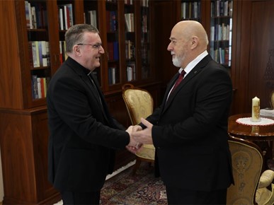 /A/2025/11/D/251119 Kardinal primio delegaciju Hrvatskoga nacionalnog vijeća Crne Gore (1).JPG