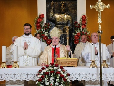 /A/2025/11/E/Kardinal Bozanić predvodio misno slavlje svetkovine Krista Kralja (27).JPG