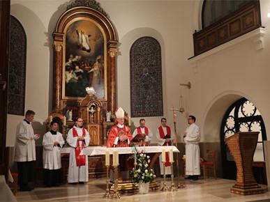 /A/2025/11/E/Nadbiskup Kutleša predvodio misu na spomendan sv. Cecilije na kraju smotre zborova katoličkih srednjih škola (42).JPG