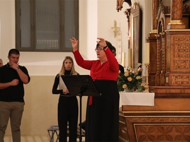 /A/2025/11/E/Nadbiskup Kutleša predvodio misu na spomendan sv. Cecilije na kraju smotre zborova katoličkih srednjih škola (9).JPG