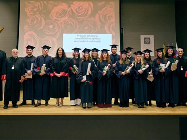 /A/2025/11/F/Promovirana nova generacija sveučilišnih magistara na HKS-u (4).jpg