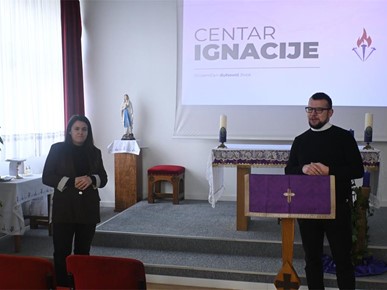 /A/2025/11/G/Održana adventska duhovna obnova za župne misijske suradnike u Zagrebačkoj nadbiskupiji (2).jpg