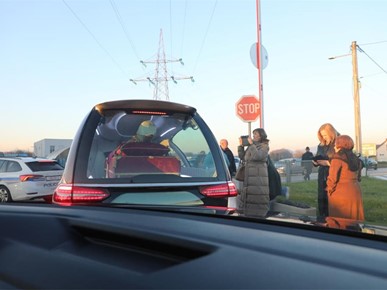 /A/2025/11/Prijenos relikvija/Relikvije bl. Alojzija Stepinca u Kerestincu (11).jpg