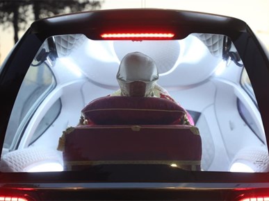 /A/2025/11/Prijenos relikvija/​Relikvije bl. Alojzija Stepinca u Jastrebarskom (6).jpg