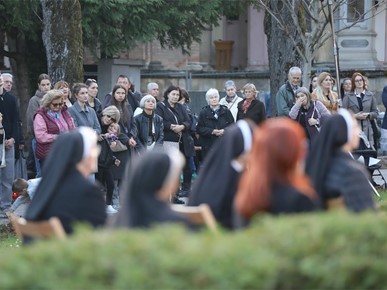 /A/2025/11/Svi sveti na Mirogoju/251101 Svi sveti_Mirogoj (23).JPG