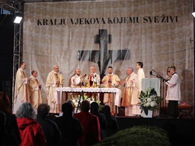 /A/2025/11/Svi sveti na Mirogoju/251101 Svi sveti_Mirogoj (34).JPG