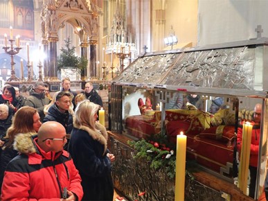 /A/2025/12/281225 Povratak relikvija/251228 Misa zatvaranja Jubileja u katedrali (28).JPG