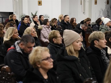 /A/2025/12/B/Devet kandidata Zagrebačke nadbiskupije za trajni đakonat postavljeno u službu lektora (21).JPG
