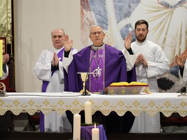 /A/2025/12/B/Devet kandidata Zagrebačke nadbiskupije za trajni đakonat postavljeno u službu lektora (37).JPG