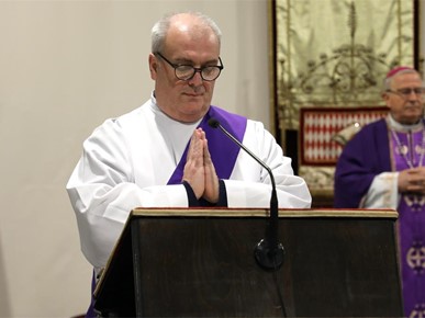 /A/2025/12/B/Devet kandidata Zagrebačke nadbiskupije za trajni đakonat postavljeno u službu lektora (8).JPG