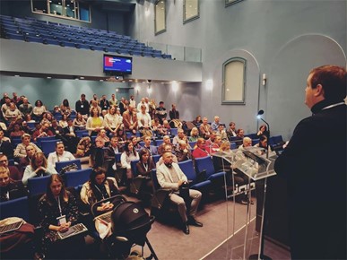 /A/2025/12/B/Obiteljska škola - zajednička molitva.jpeg