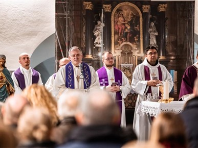 /A/2025/12/B/Vlč. Jakov Rađa predvodio misno slavlje četvrtog dana Pučkih misija Karlovačkog dekanata (9).jpg