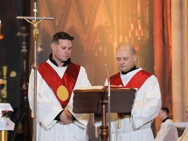 /A/2025/12/Božić/Nadbiskup Kutleša predvodio misno slavlje svetkovine Rođenja Gospodinova u Zagrebačkoj katedrali (6).JPG