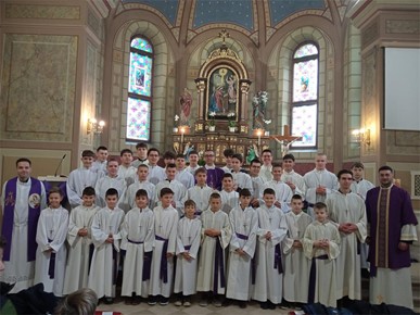 /A/2025/12/C/Primanje u ministrantsku službu (5).jpeg