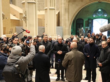 /A/2025/12/D/251212 Obilazak katedrale (11).JPG