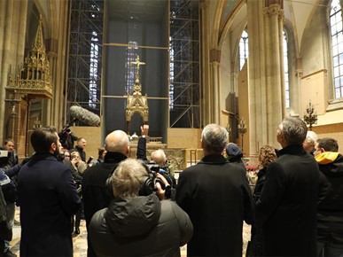 /A/2025/12/D/251212 Obilazak katedrale (14).JPG