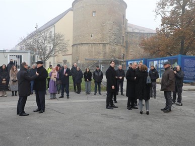 /A/2025/12/D/251212 Obilazak katedrale (3).JPG