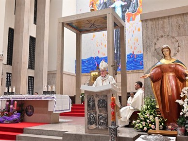 /A/2025/12/D/Kardinal Bozanić predslavio euharistijsko slavlje na Svetom Duhu na svetkovinu Bezgrešnog začeća BDM (11).JPG