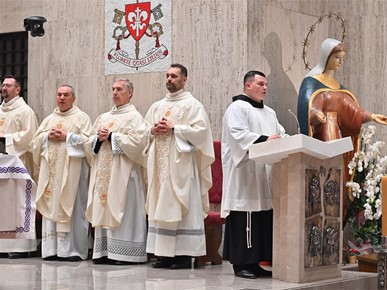/A/2025/12/D/Kardinal Bozanić predslavio euharistijsko slavlje na Svetom Duhu na svetkovinu Bezgrešnog začeća BDM (12).JPG