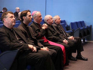 /A/2025/12/F/251218 Predbožićni susret svećenika i redovnika s nadbiskupom Kutlešom (11).JPG