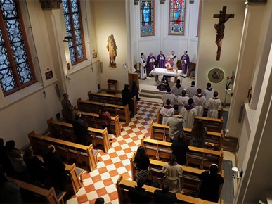 /A/2025/12/F/251219 Misa Nadbiskupa s djelatnicima NDS-a (12).JPG