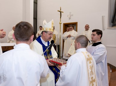 /A/2025/12/F/Definitivna inkorporacija i đakonsko ređenje o. Sebastiana Slovića (11).jpg