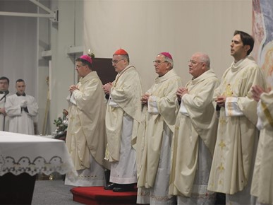 /A/2025/12/G/Kardinal Bozanić predvodio misu zahvalnicu za kraj godine (22).JPG