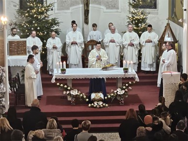 /A/2025/12/G/Proslavljena župna svetkovina u Župi Svete Obitelji u Zagrebu (2).jpg