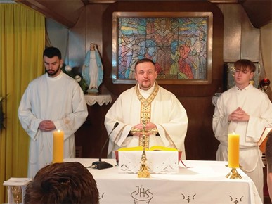 /A/2025/12/G/Župna svetkovina u Župi Rođenja Isusova na Kajzerici (3).jpg