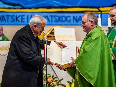 /A/2025/2/D/Šesta srijeda Velike pobožnosti u Nacionalnom svetištu sv. Josipa (7).JPG