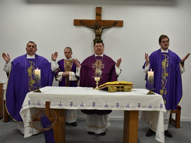 /A/2025/3/C/Biskup Huzjak u Sjemeništu (4).jpg