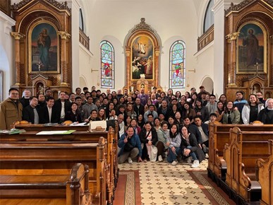 /A/2025/4/A/Započela redovita misna slavlja za zajednicu filipinskih vjernika u Zagrebu (1).jpg