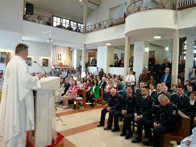 /A/2025/5/A/Obilježena 54. godišnjica Župe Isusova Uskrsnuća u Sesvetskom Kraljevcu (1).jpg