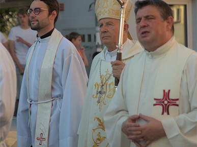 /A/2025/8/A/Proslavljena 350. obljetnica izgradnje župne crkve u Samoboru i održana zahvalna procesija za 300 godina hodošašća Majci Božjoj Bistričkoj (9).jpg