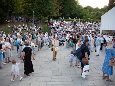 /A/2025/8/B/Nadbiskup Kutleša predvodio proslavu svetkovine Velike Gospe u Svetištu Majke Božje Remetske (10).jpg